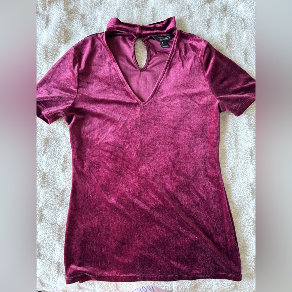 Streetwear Society Red Fitted Cut Out Top